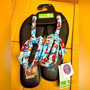 NEW Sanuk Yoga Sling blue & Yellow Sandal